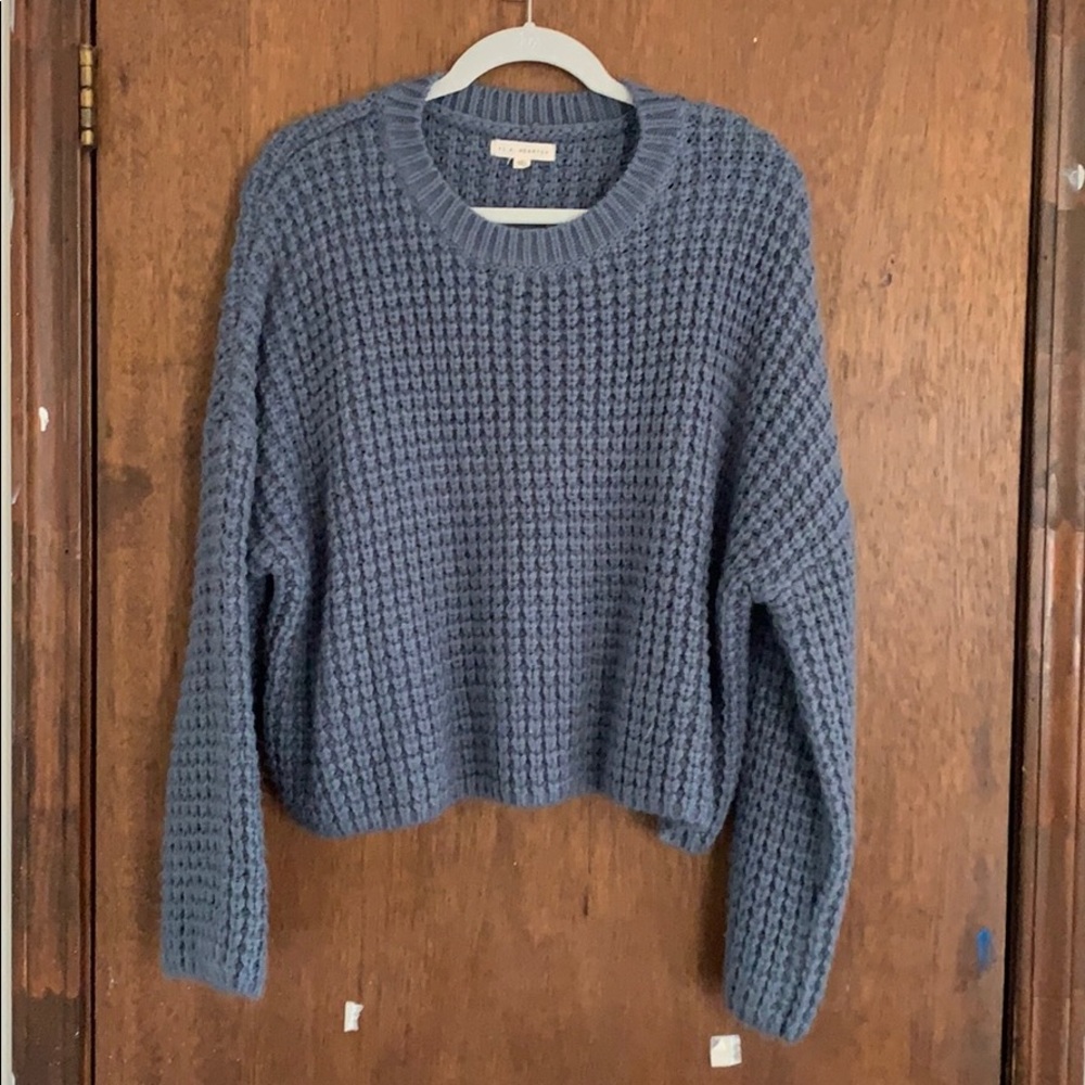 L.A. Hearts Medium blue knit sweater